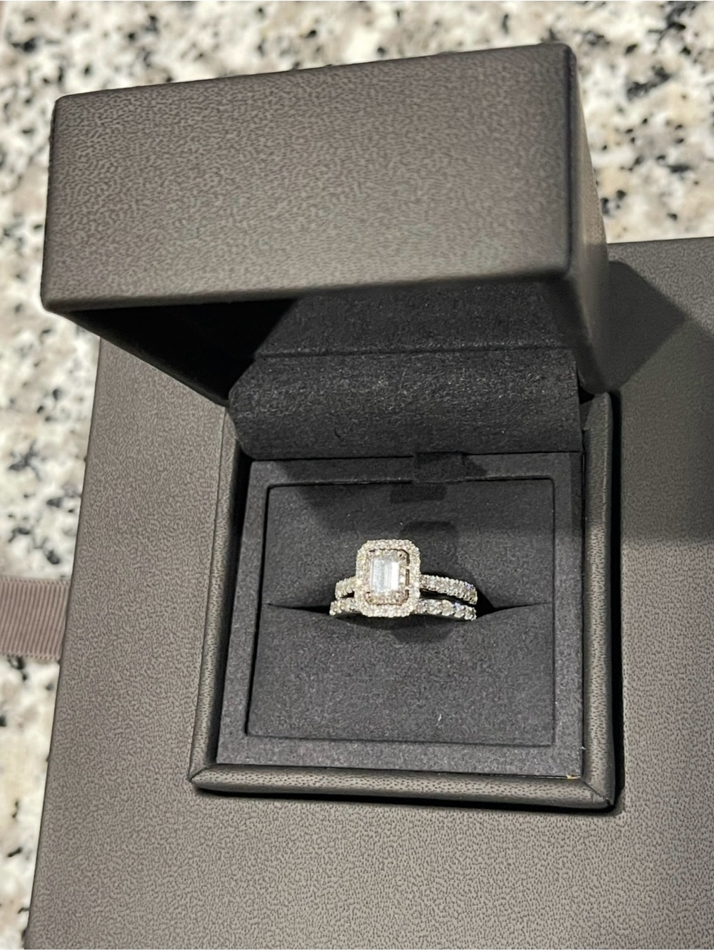 Vera Wang Love Bridal Set